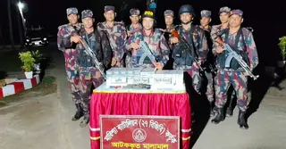 বাঘাইছড়িতে বিজিবির অভিযানে ২ পিস্তল ও গুলিসহ ভারতীয় সিগারেট উদ্ধার